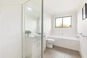 'The Pool House' Spacious Family Stay at Hervey Bay - Image 4