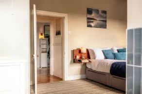 Beautiful 5-Bedroom Home Near Stroud - Image 2