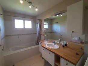 Rummeligt hus i Normandiet i udkanten af Caen - Image 2