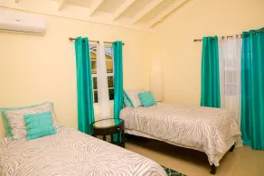 Dream Villa with Private Pool - Image 5
