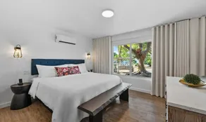 7 Schlafzimmer mit Anlegestelle, Pool, Feuerstelle, Paddleboards & Kajaks - Image 3