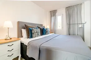 Cp - Modern Beachside Apartment In Estepona - Image 3
