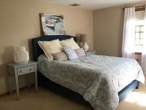 Private comfortable home close to local beaches. - Image 4