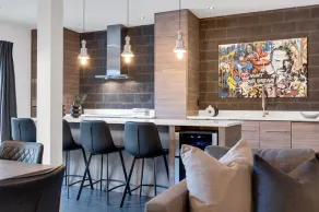 Liv MTL* 60% Off * Plato Upscale 2BR Penthouse | Large Family Retreat + Private Oasis Rooftop + Office + Pets Stay Free! - Image 3