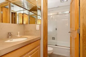 Fifth Avenue Unit 202, 2 Bedroom + Loft Condo, Huge Windows & Views. 2 Blocks to Skiing! - Image 3
