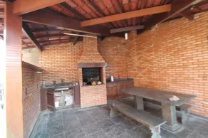 INSTANT HOTEL - Decorated House - Image 4