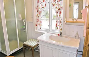 Belle maison avec 1 chambre à Eldsberga - Image 2