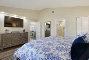 Gorgeous Townhome in the Heart of PGA National Resort & Spa w/ Private Entrance - Image 5