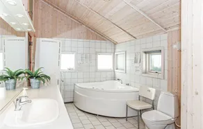 Awesome Home In Nykøbing Sj With Sauna - Image 3