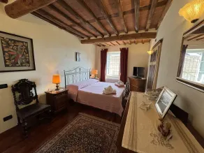 Porzione di casale in pietra, piscina esclusiva, fantastica terrazza panoramica sulla valle, wifi - Image 5