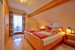 Vacation apartment 45 sqm with balcony and mountain view - Image 3