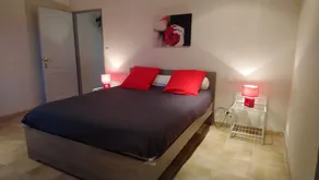 Les Demeures de la BeauClaire - Provençal Elegance, Pool, Air Conditioning, Warm Hospitality - Image 2