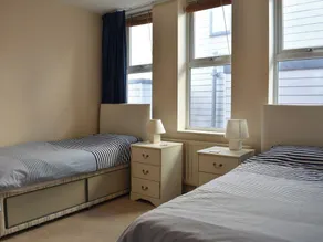 2 bedroom accommodation in Southbourne, Bournemouth - Image 5
