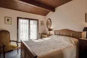 Large family house with heated pool - Image 3