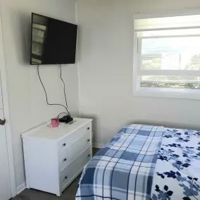 Oceanfront/peaceful -  Housekeeping Cottage with water access.   - Image 5