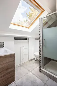 Bright, modern townhouse 20 minutes from central Paris, surrounded by greenery - Image 4