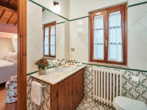 Unique Country House in an old Hamlet - Image 3