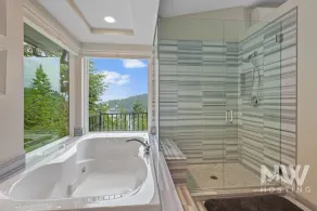 Luxurious Echo Bay Retreat—Hot Tub, Fire Pit, Ping Pong, Chess, Bikes & Stunning Views Await! - Image 2