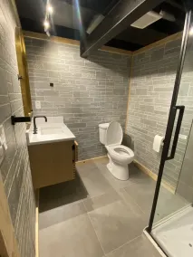 Charming, cozy urban cottage by Como & MN State Fair with Renovated rustic den - Image 5