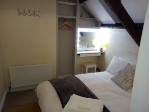 Gorgeous cottage in rural idyl, sleeps 4 - Image 3