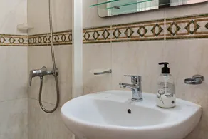 Apartamento Cumana 2 with terrace - Image 5