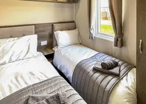 2 bedroom accommodation in Tunstall, Nr Hull - Image 2