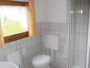 Lovely Bungalow near Sea in Elmenhorst - Image 5
