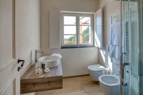 Lussuoso Appartamento con Piscina e Vista Mare - Image 2