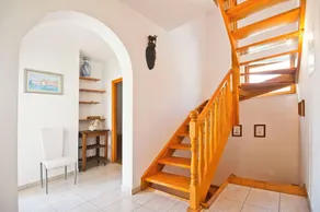 Apartment in Split with terrace near the beach - Image 2