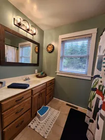Renovated Family-Friendly Home Steps From the Shores of Wilson Lake - Image 5