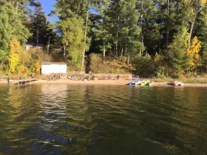 Rainbow's End Resort - Lakefront Cottages – Newly Remodeled with Private Beach - Image 3
