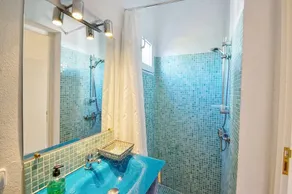Ferienhaus 'Tres Pins' mit privater Terrasse, WLAN und Klimaanlage - Image 2