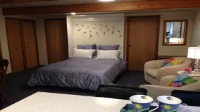 Schön eingerichtete Suite befindet sich auf einem wunderschönen, ruhig, ruhig am Meer Straße - Image 4