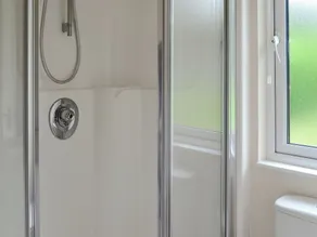 2 bedroom accommodation in Aberedw, near Builth Wells - Image 3