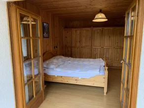 Chalet Anni: Gemütlich Wohnen im Wallis - Image 4