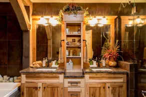 Luxury Lake Cottage at Meemo's Farm - Image 4