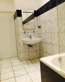 Duplex Apartment in Historic City Center  three bedrooms  metro - Image 3