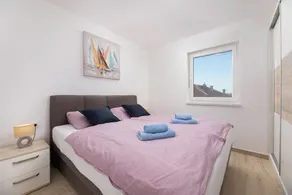 Holiday apartment mit Klimaanlage und Meerblick - Image 2