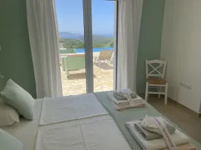 Villa in Finiki with Stunning Sea Views - Image 5