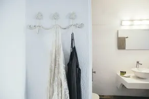 Traditional villa in Oia with Jacuzzi and unique view of the Volcano and Caldera - Image 2