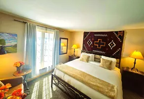 Snakedance Condominiums - Image 5