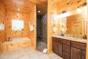 Righty is 5BR/6BA private pool, game room, theater - Image 5