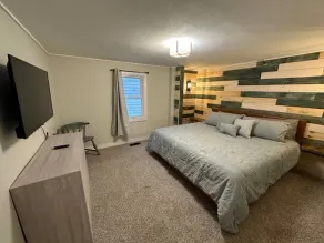 Peak's Paradise - 3-Bedroom - Image 5