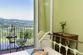 4 Bedroom Villa with Private Pool, Fantastic Views, in an Olive Grove - Image 5