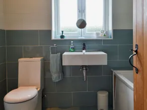 2 bedroom accommodation in Dwyran, near Llanfairpwllgwyngyll - Image 4