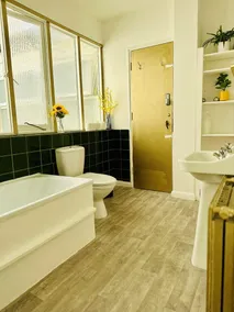 Gold Beachfront Townhouse - Image 3