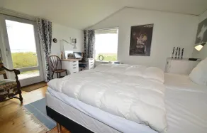 Smukt hus med 3 soveværelser i Bogø By - Image 3