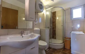 Bonito apartamento de 2 habitaciones en Ploce - Image 2