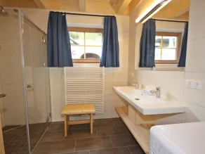 Angenehme Wohnung in einem Ferienhaus für 6 Gäste mit  W-LAN, TV, Terrasse und Haustiere erlaubt - Image 2
