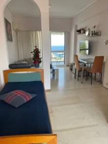 Cozy apt. 5 minutes from Kokkino Limanaki beach and close to airport - Image 3